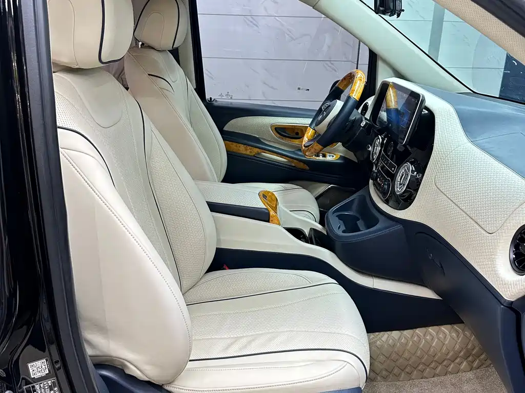 Mercedes-Benz Vito — миниатюра 8