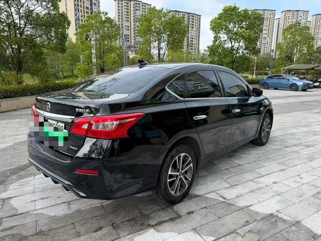Nissan Sylphy EV — миниатюра 3