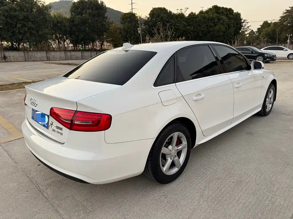 Audi A4L — миниатюра 7