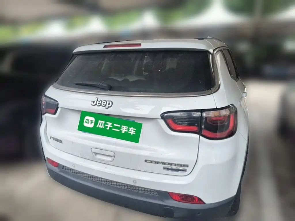 Jeep Compass — миниатюра 3
