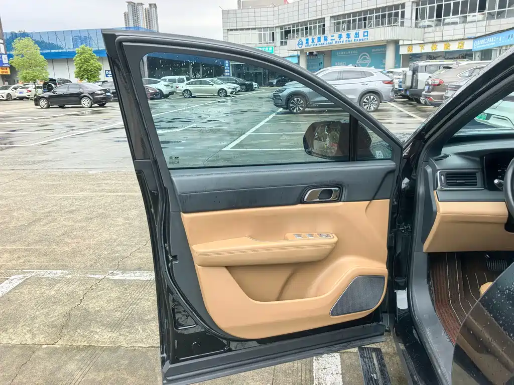 Li Auto Li ONE — миниатюра 4