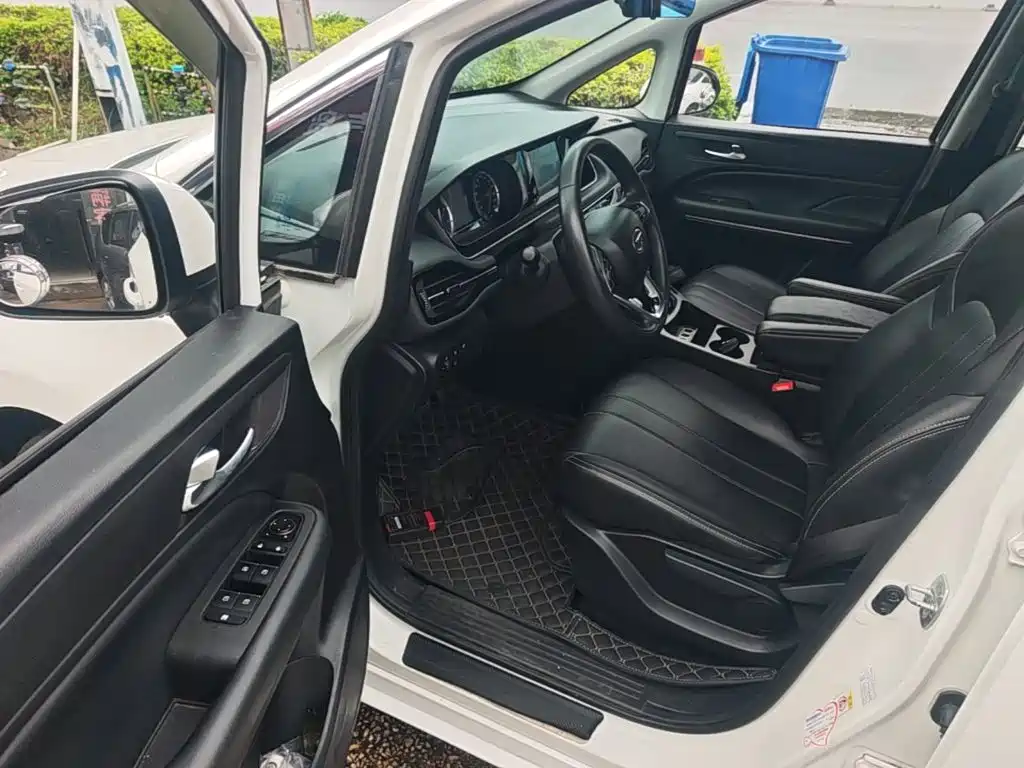 GAC Motor Trumpchi M6 — миниатюра 16