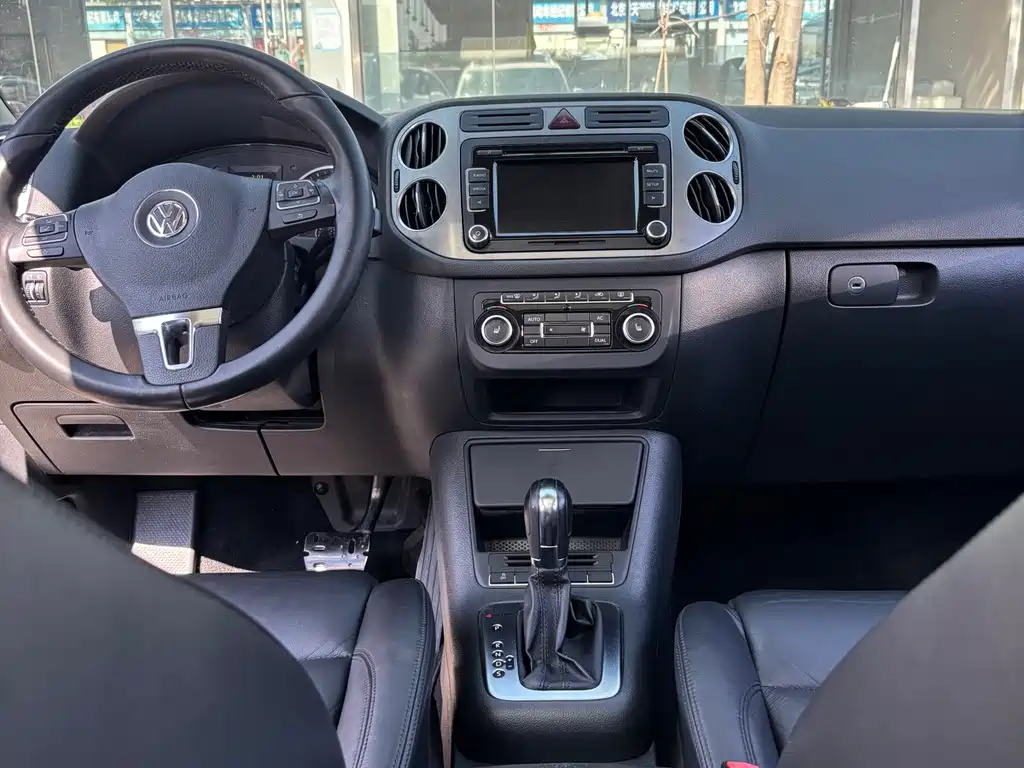 Volkswagen Tiguan — миниатюра 5