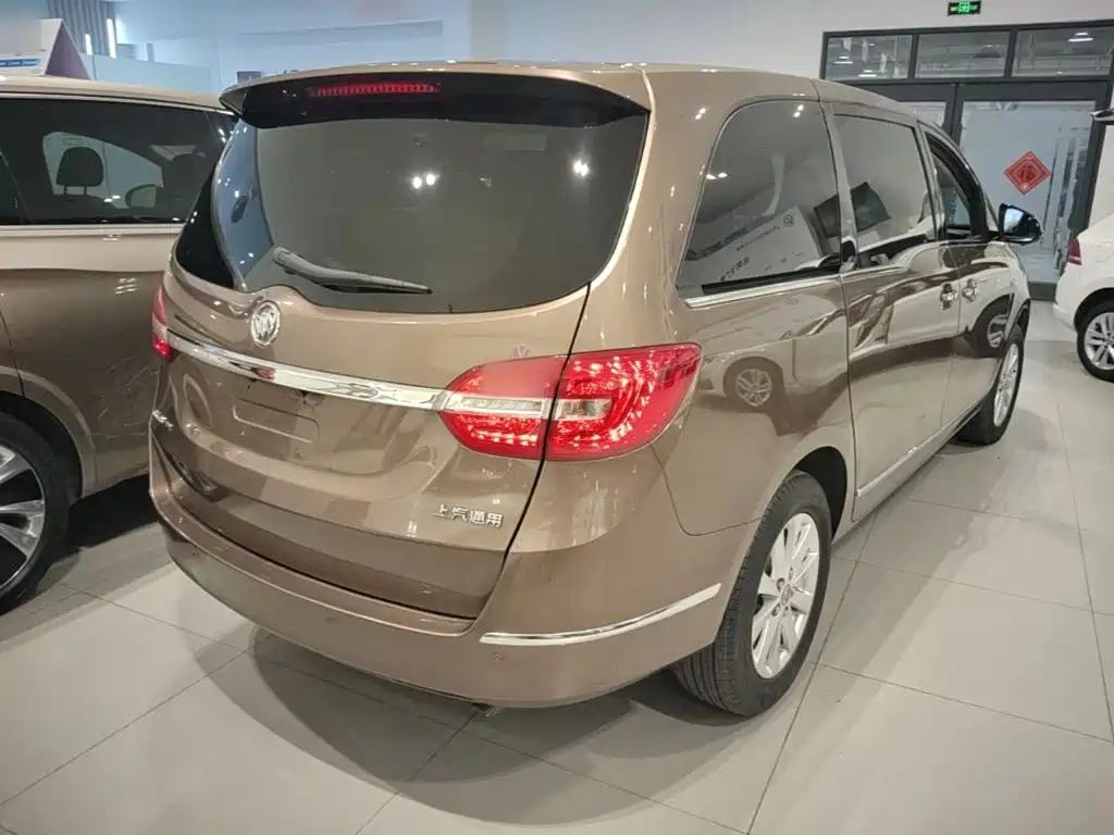 Buick GL8 — миниатюра 7