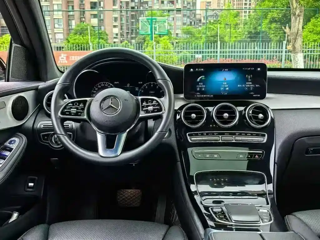 Mercedes-Benz GLC 2023 GLC 260 4MATIC SUV