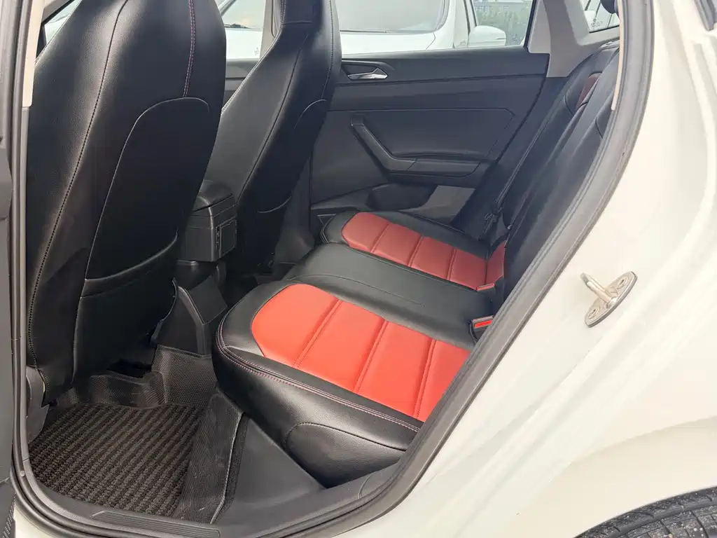 Volkswagen Polo — миниатюра 11