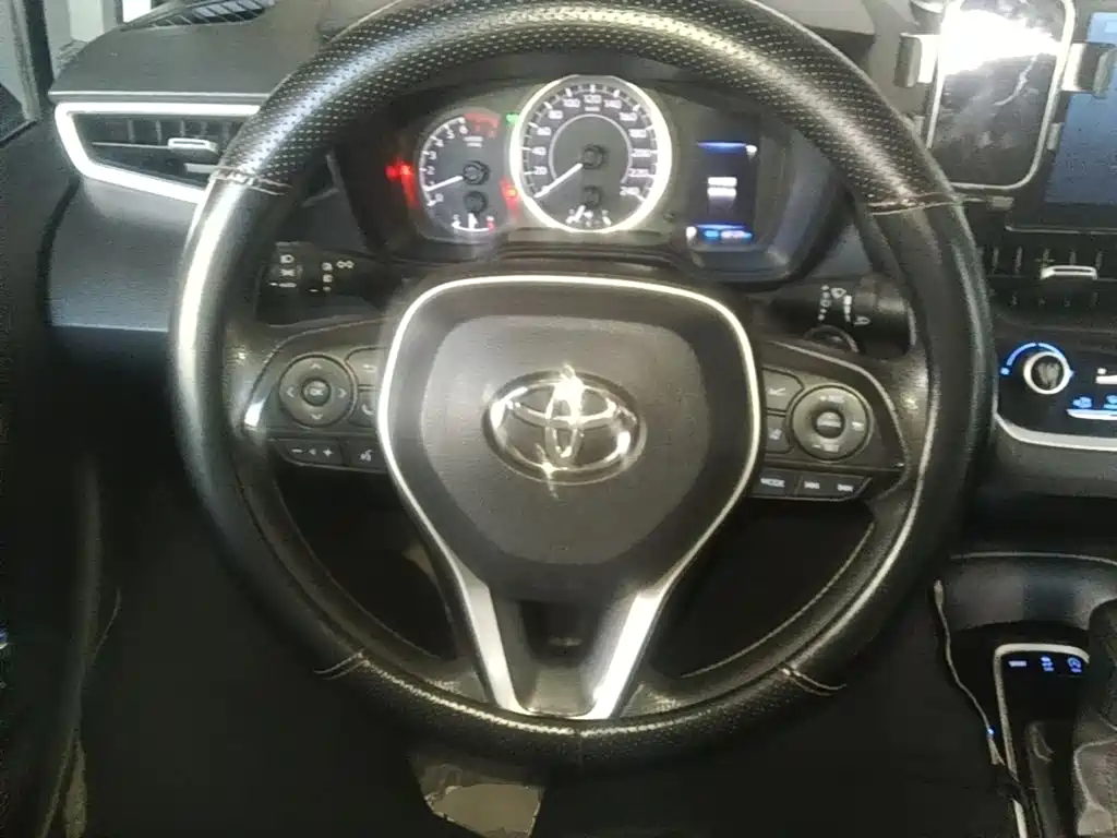 Toyota Corolla — миниатюра 11