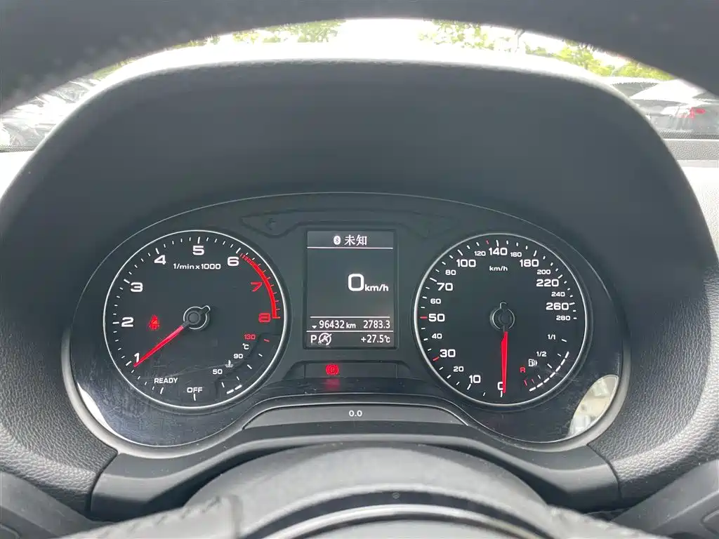 Audi Q2L — миниатюра 9