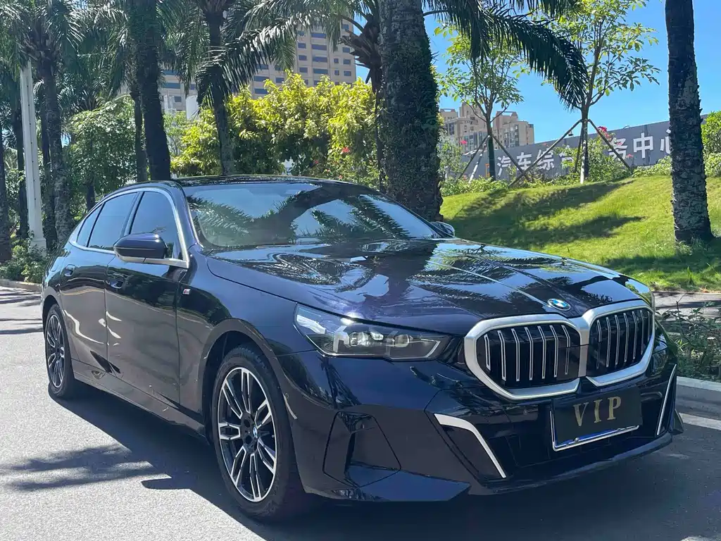 BMW 5 Series 5 2025 530Li Lead M Sport