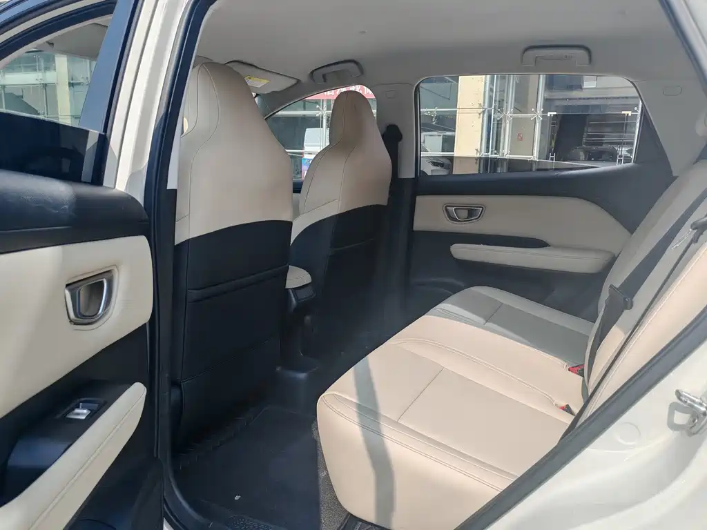 Wuling Bingo PLUS — миниатюра 8