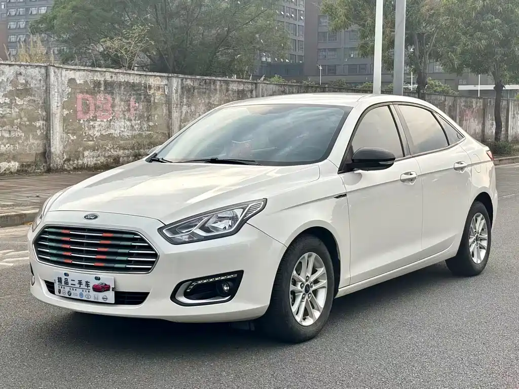 Ford Escort 2021