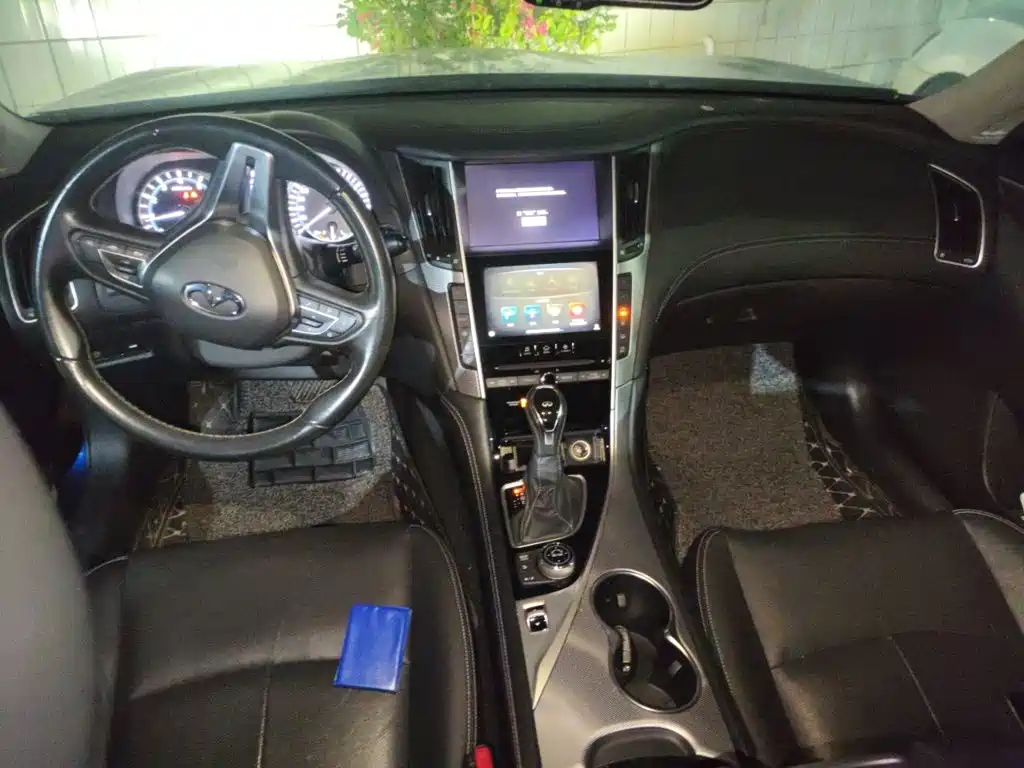 Infiniti Q50L — миниатюра 10