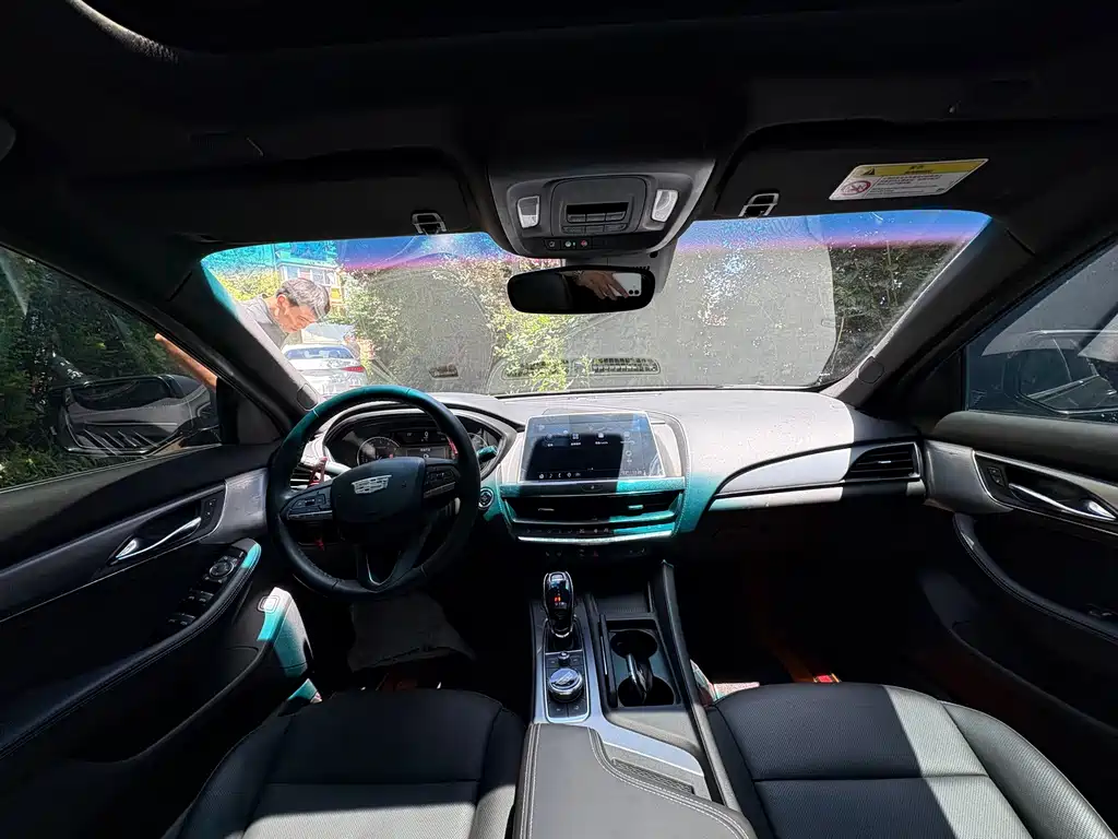 Cadillac CT5 — миниатюра 7