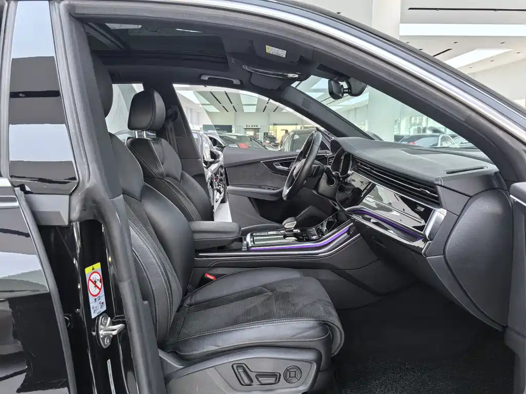 Audi Q8 — миниатюра 12