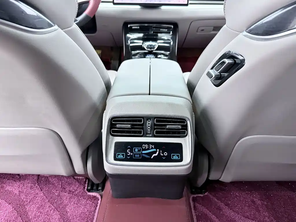 BYD Han — миниатюра 11