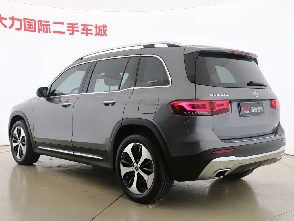 Mercedes-Benz GLB — миниатюра 14