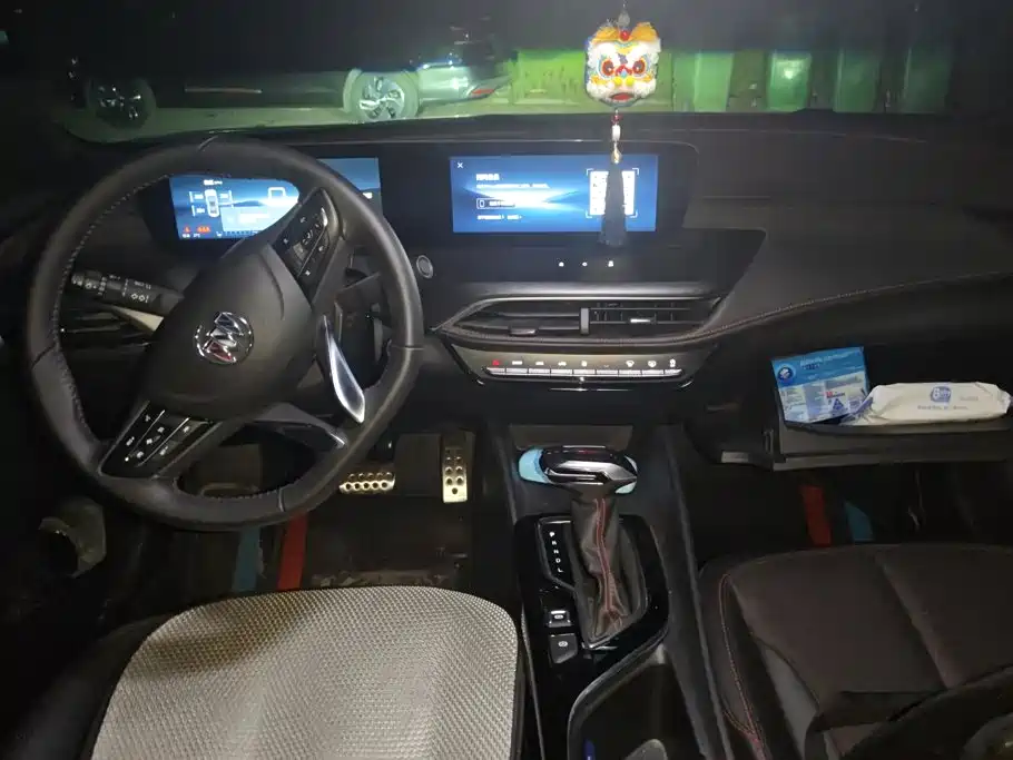 Buick Verano — миниатюра 12
