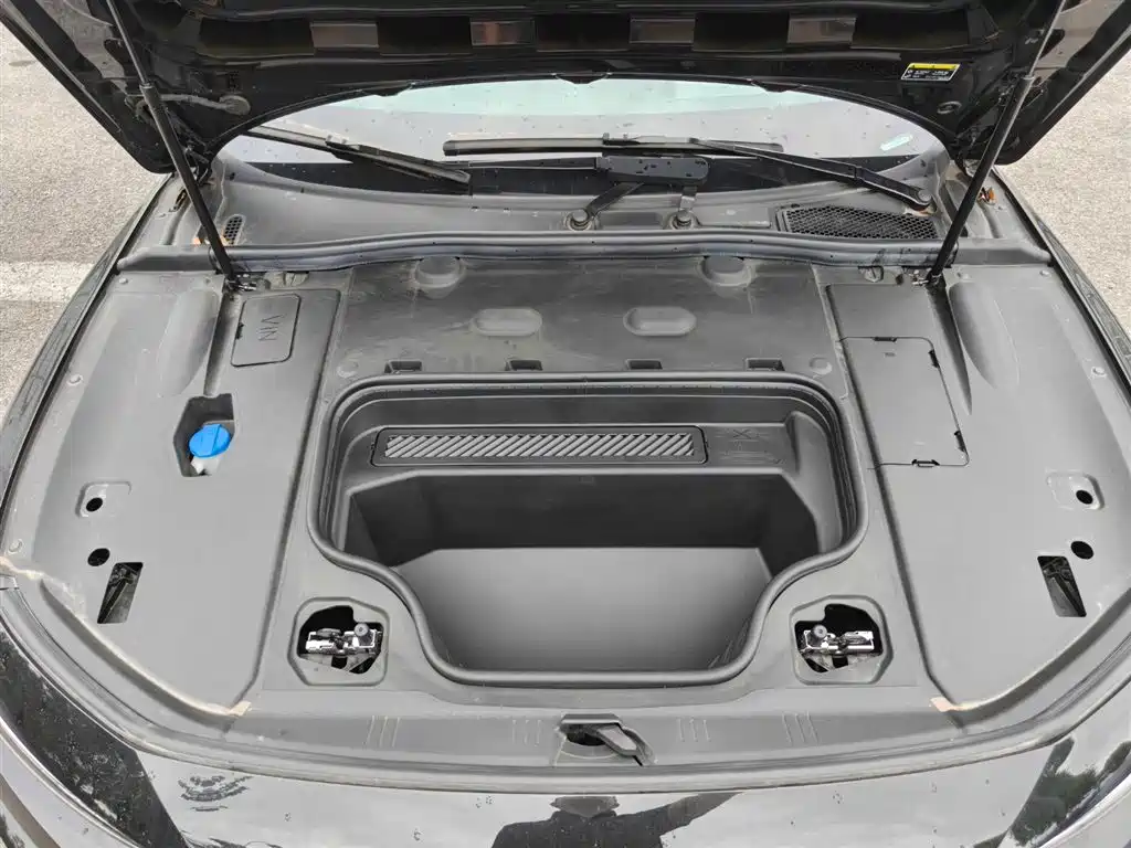 Audi A6L e-tron — миниатюра 13