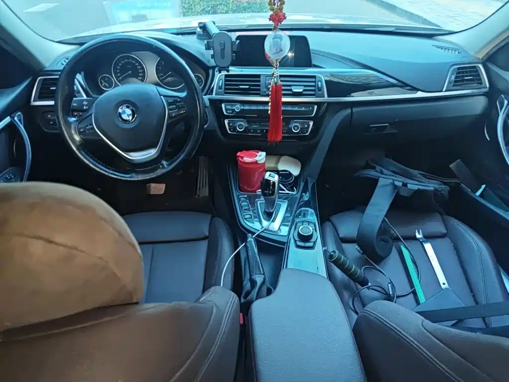 BMW 3 Series — миниатюра 13