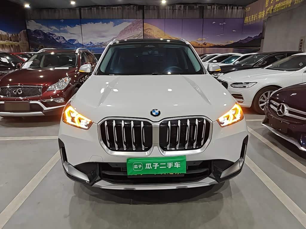 BMW X1 1.5 л 2023 г. Белый, пробег 26200 км