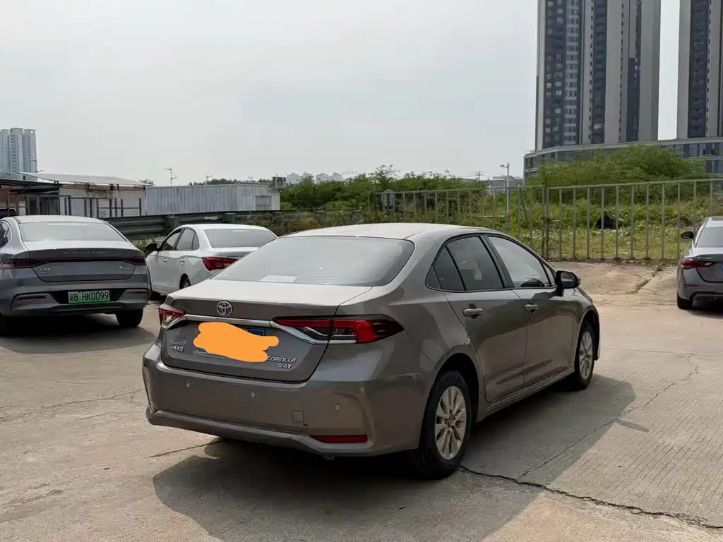 Toyota Corolla — миниатюра 8
