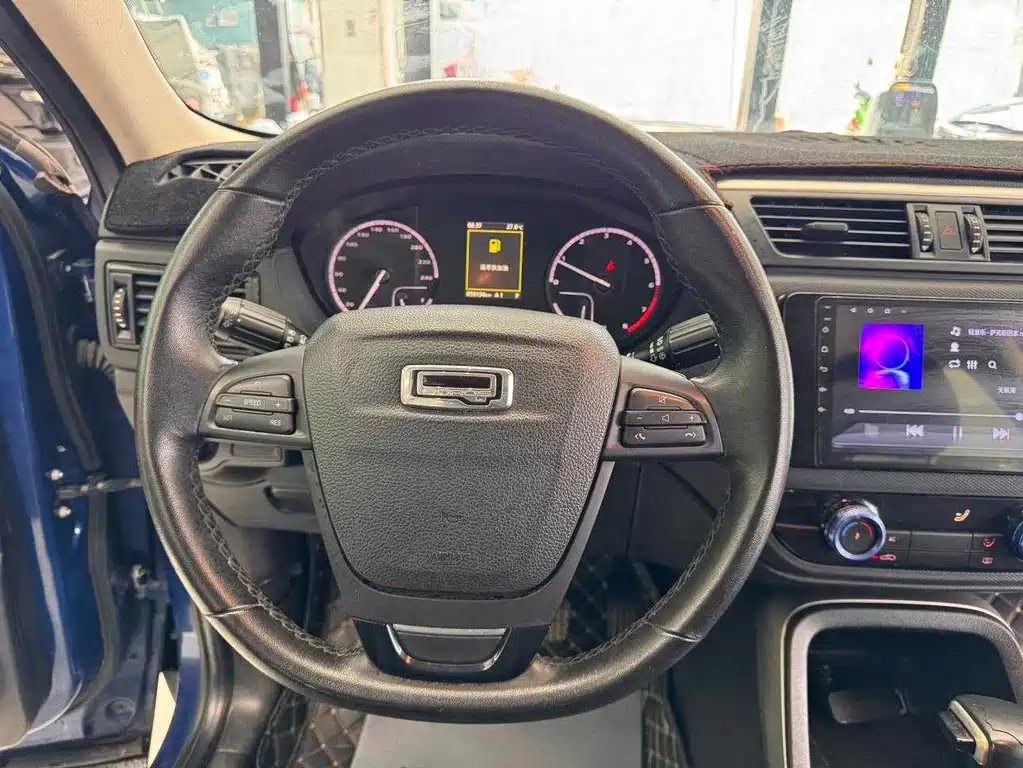 Qoros Qoros 5 — миниатюра 17