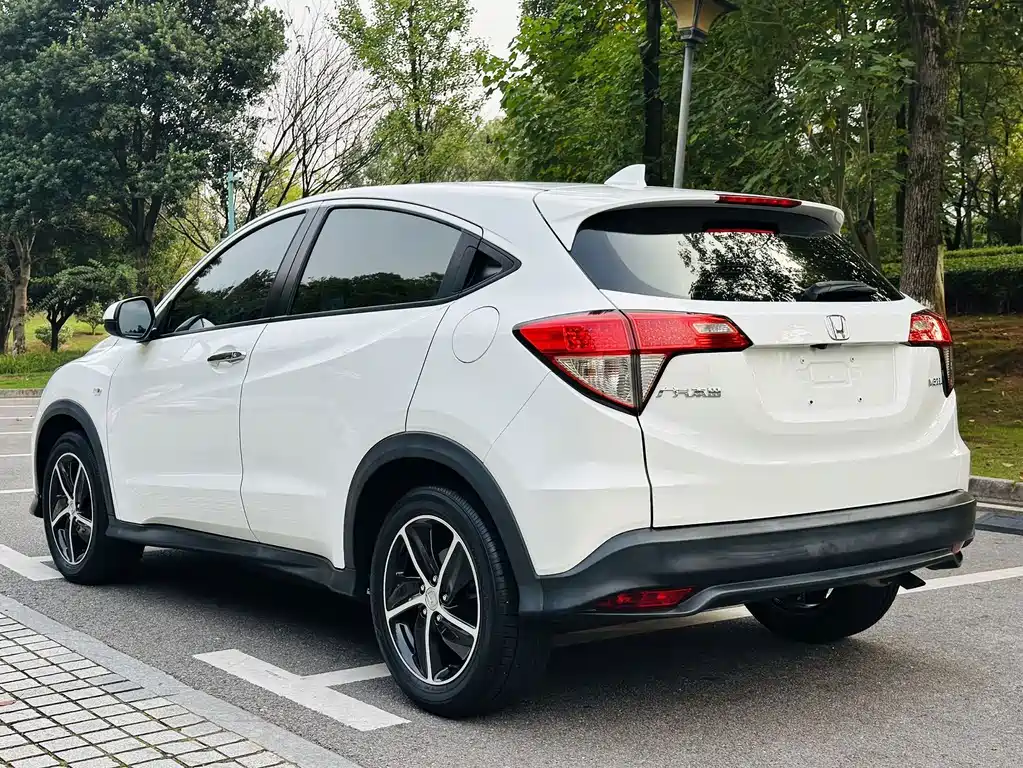 Honda Vezel — миниатюра 10