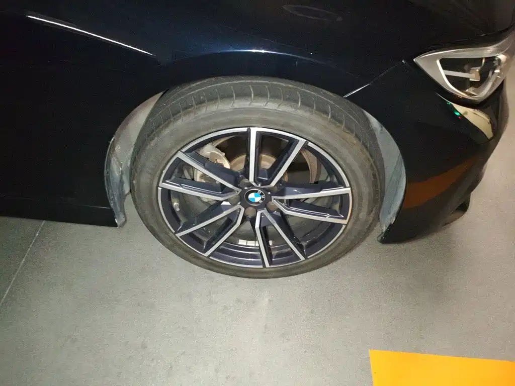 BMW 3 Series — миниатюра 8