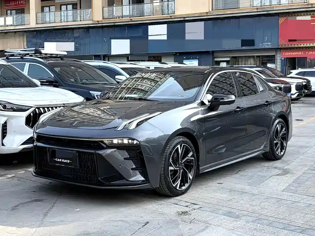 2023 Lynk & Co 03