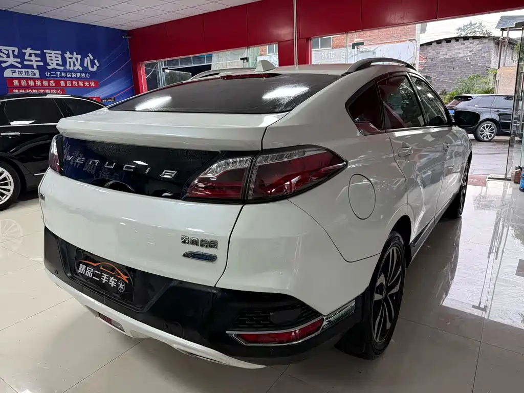 Venucia T90 — миниатюра 8