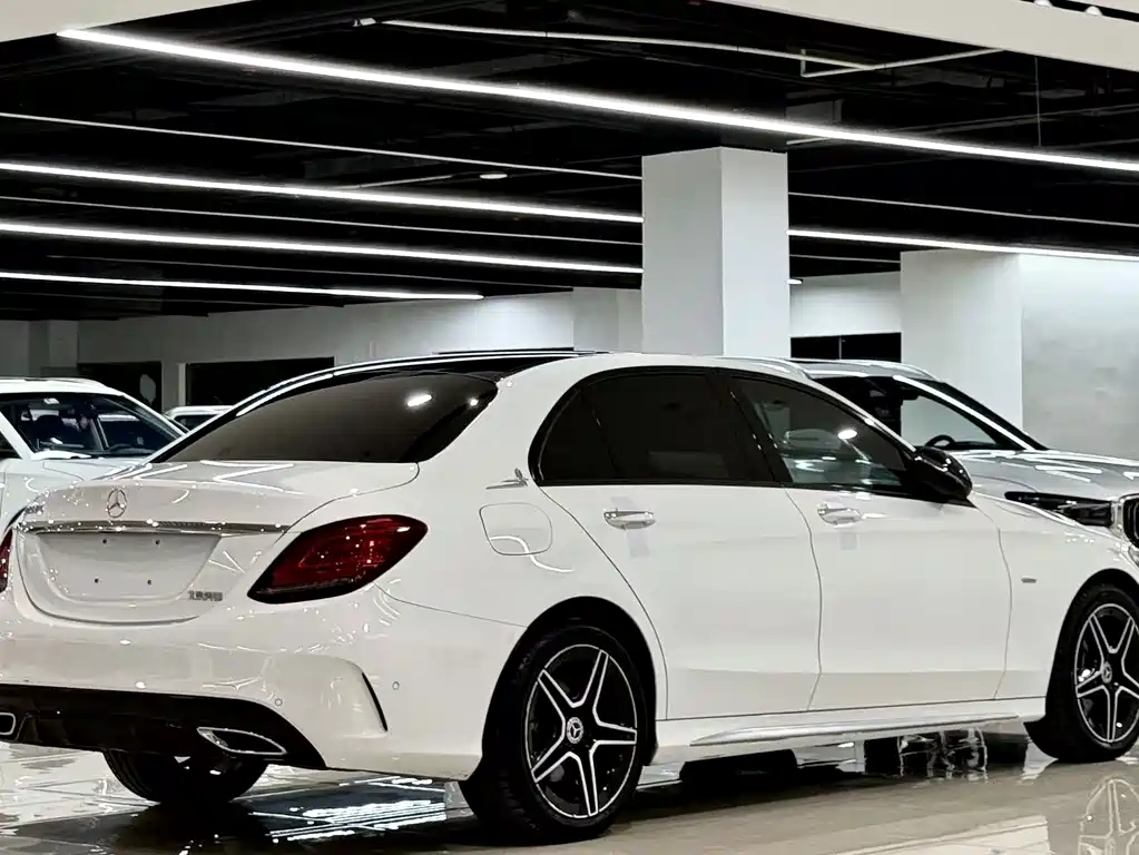 Mercedes-Benz C-Class — миниатюра 5