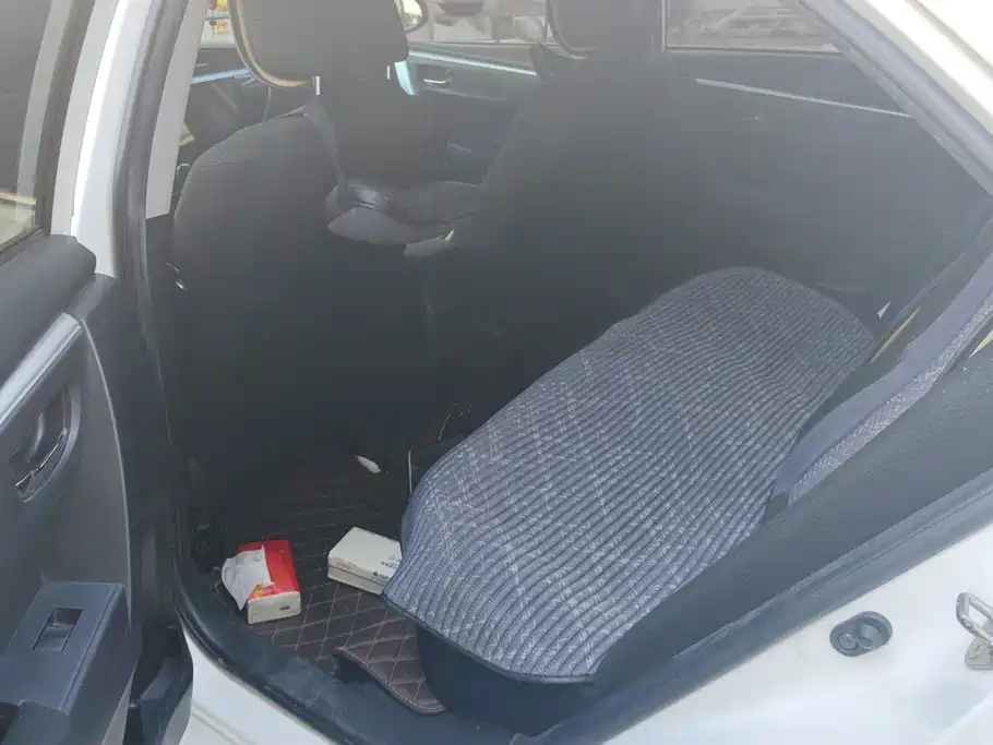 Toyota Corolla — миниатюра 11