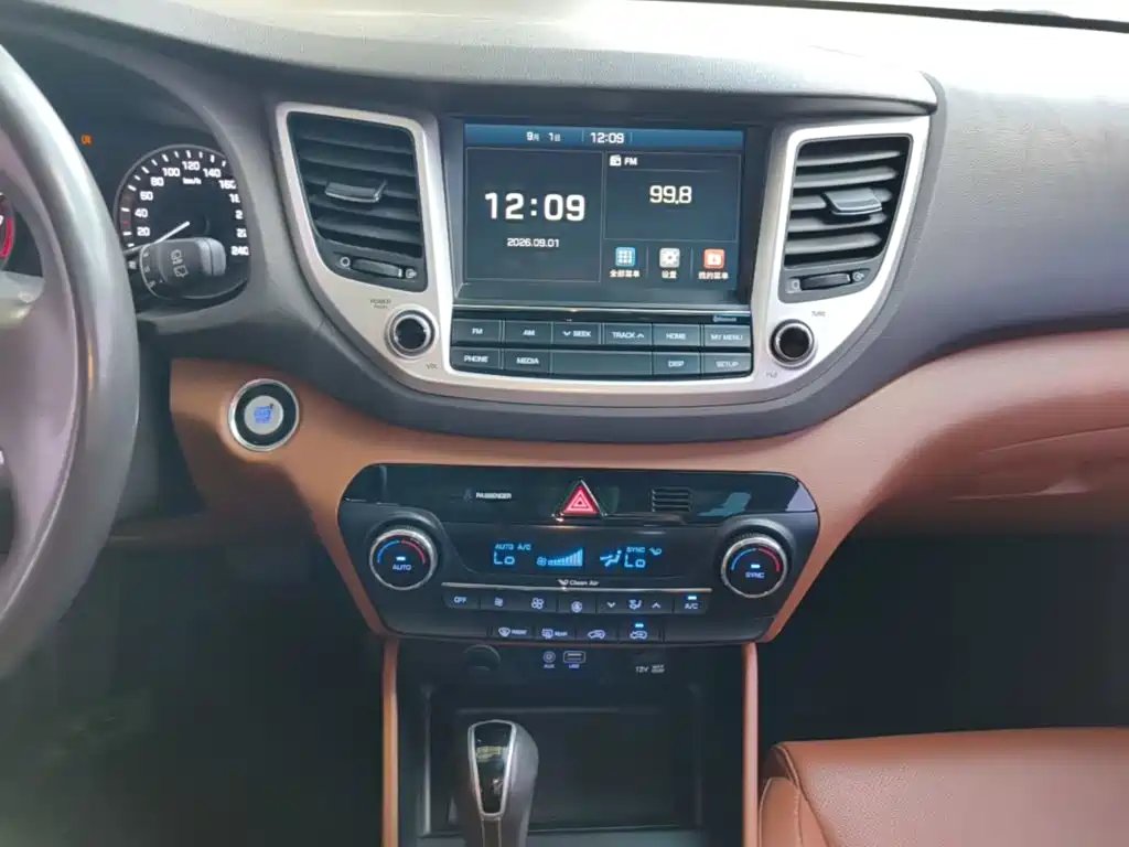 Hyundai Tucson — миниатюра 13