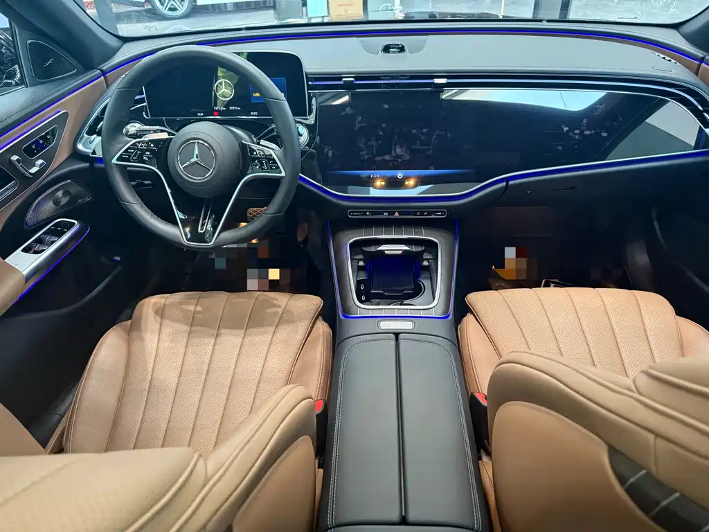 Mercedes-Benz E-Class — миниатюра 5