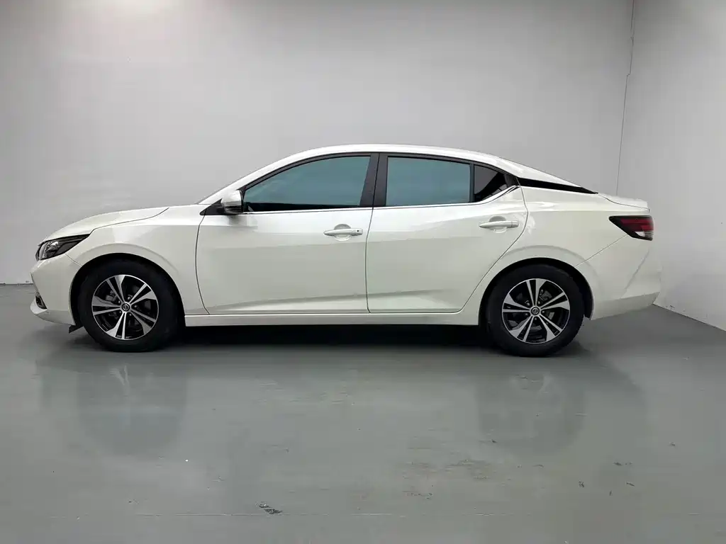 Nissan Sylphy — миниатюра 3