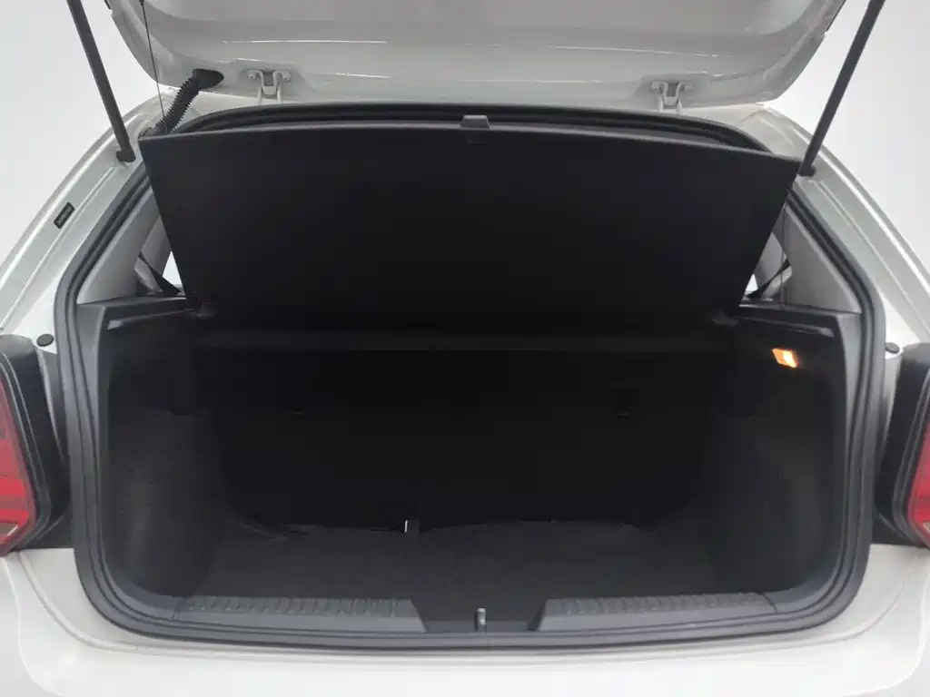 Volkswagen Polo — миниатюра 16
