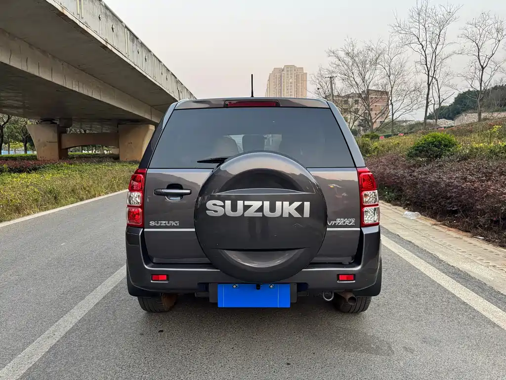 Suzuki Grand Vitara — миниатюра 8