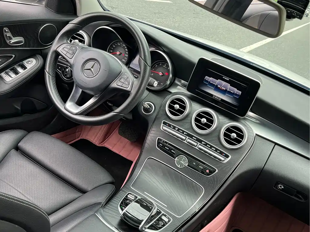 Mercedes-Benz C-Class (Import) — миниатюра 13