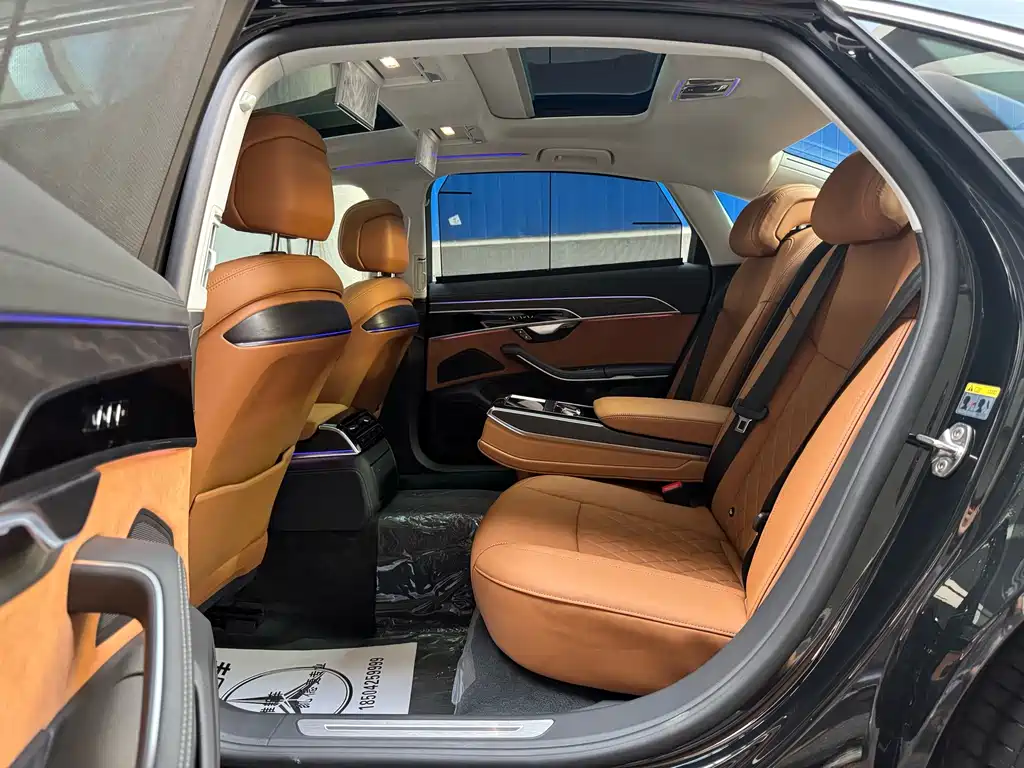 Audi A8 — миниатюра 6