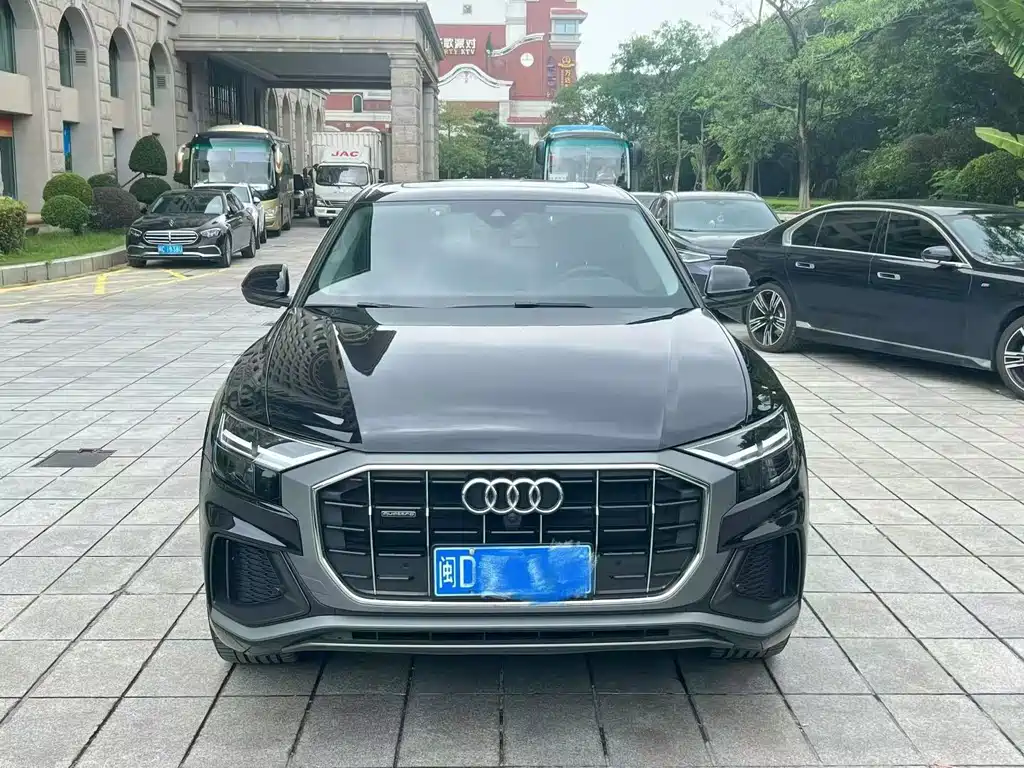 Audi Q8 — миниатюра 2