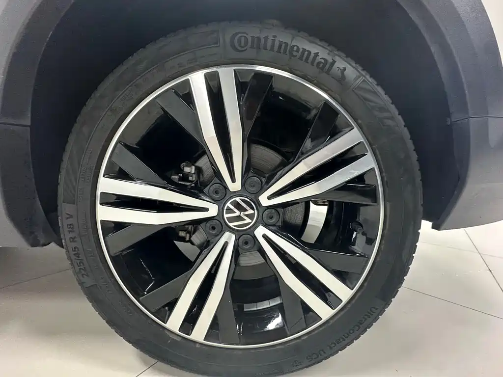 Volkswagen Touran — миниатюра 8