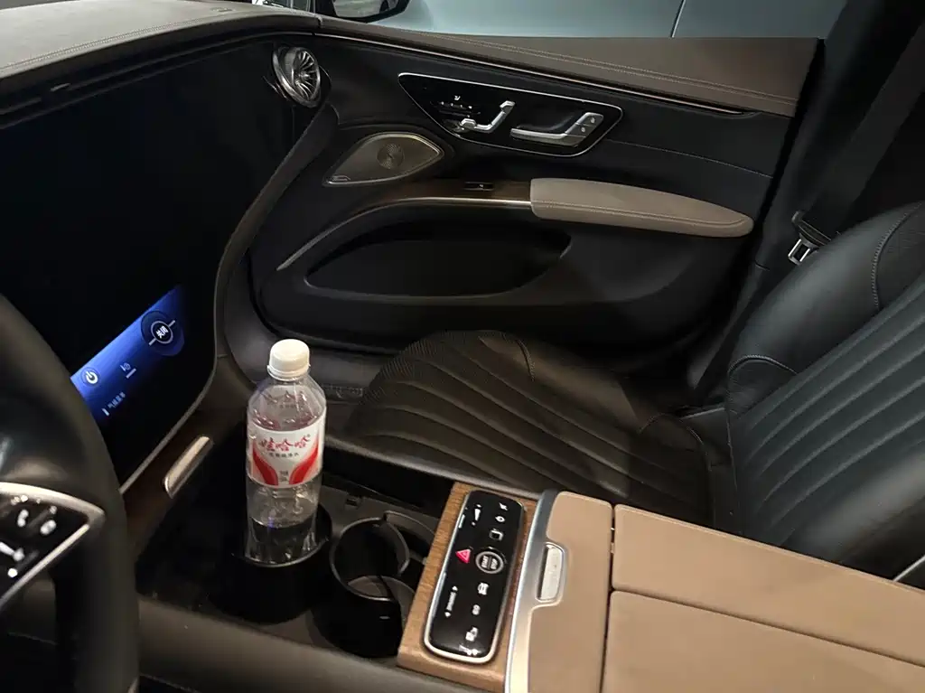 Mercedes-Benz EQS — миниатюра 6