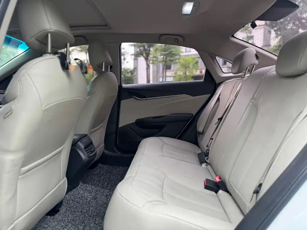 Buick Excelle — миниатюра 5