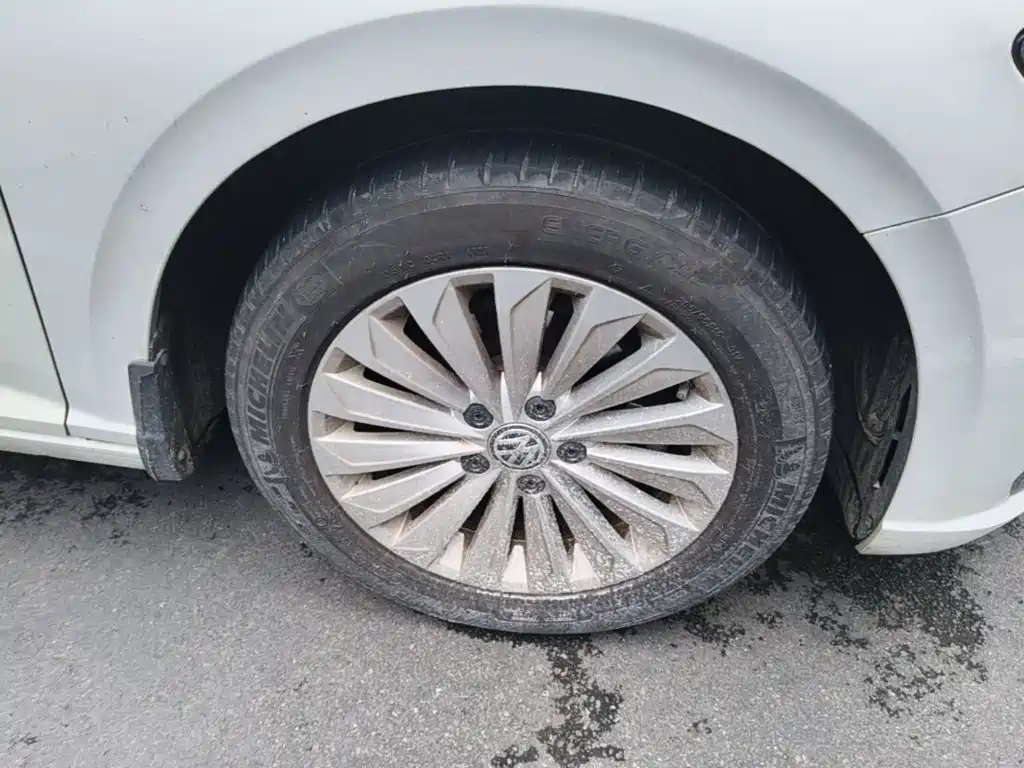 Volkswagen Lavida — миниатюра 24