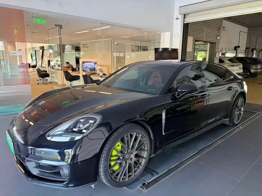 Porsche Panamera Hybrid