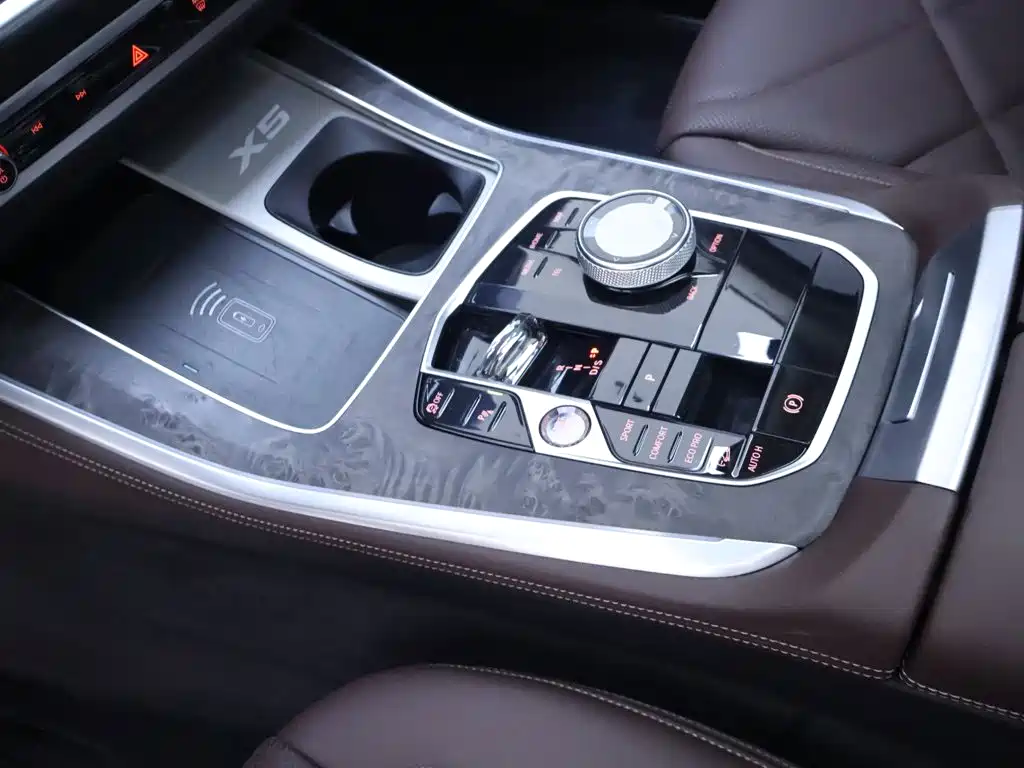 BMW X5 — миниатюра 12