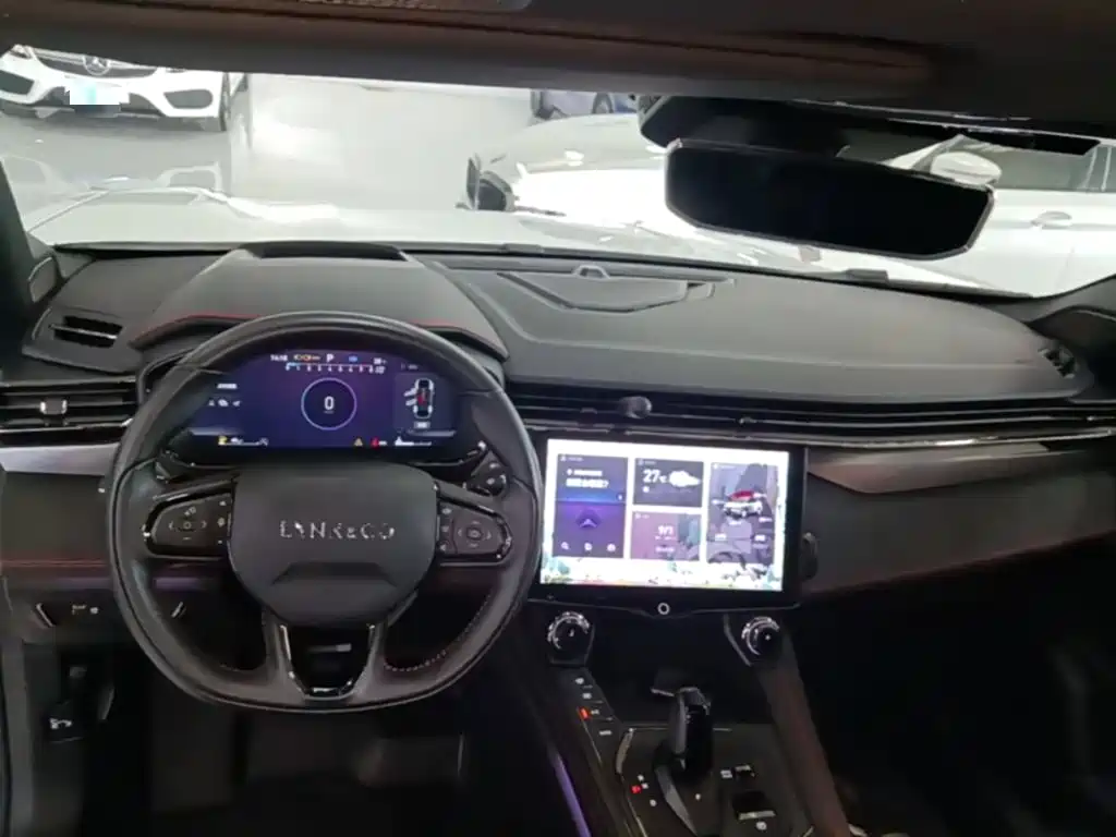 Lynk & Co 05 — миниатюра 10