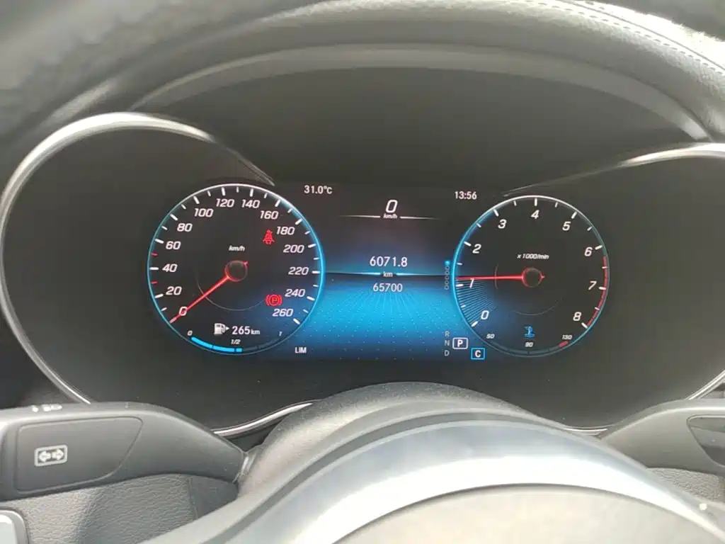 Mercedes-Benz C-Class — миниатюра 12