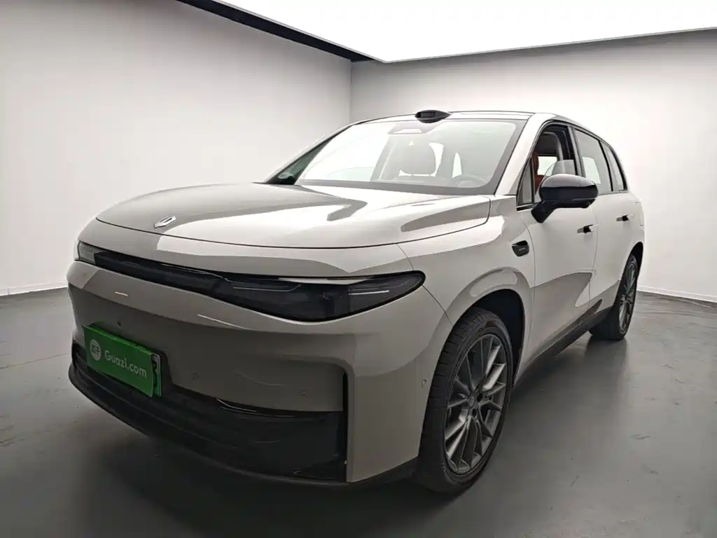 2025 Leapmotor C10 - zdjęcie 1 z 25