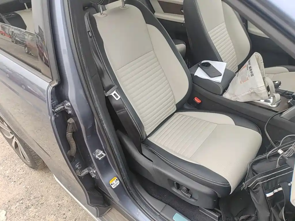 Land Rover Discovery Sport Hybrid — миниатюра 25